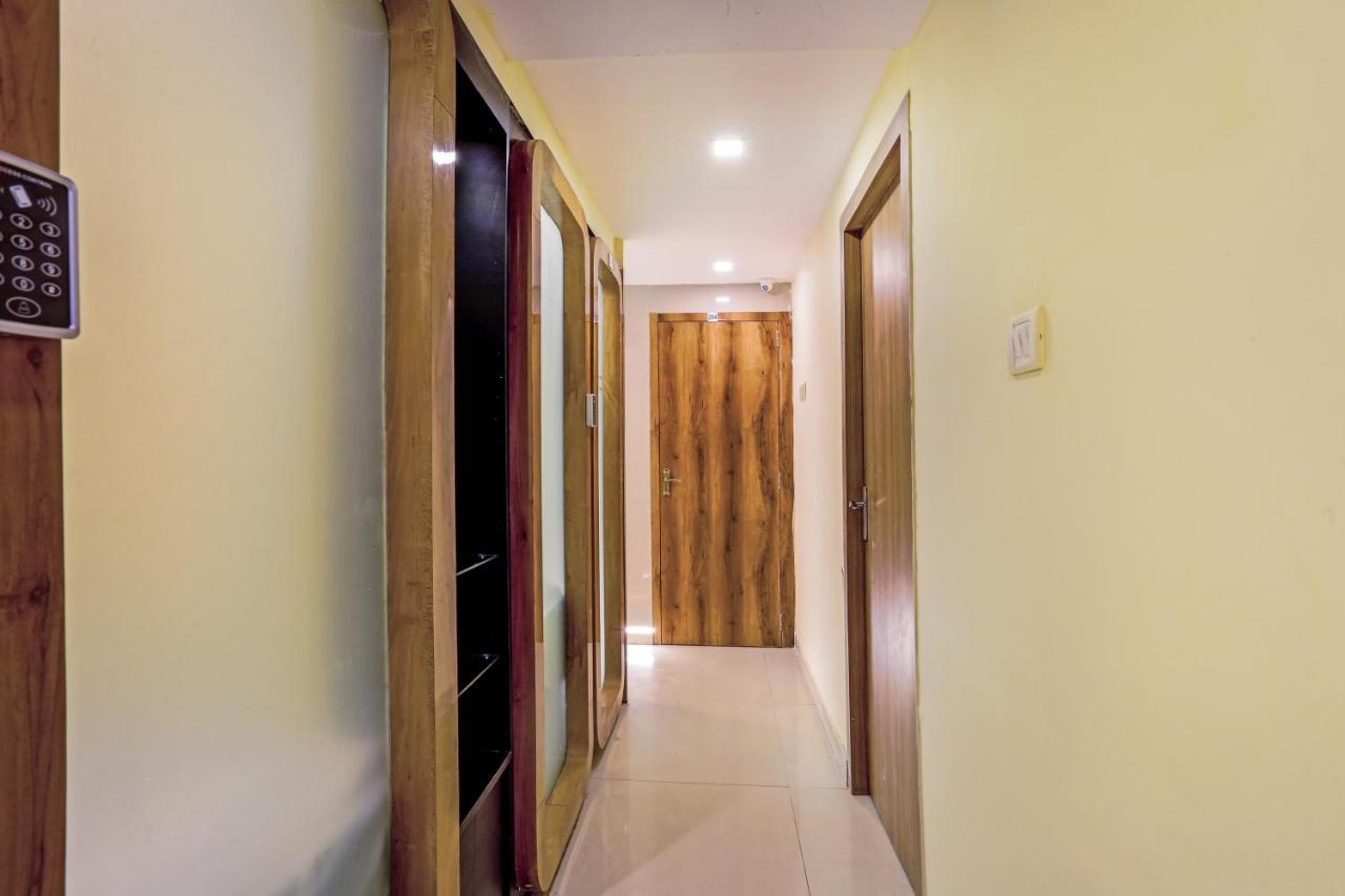 Bkc Corporate Hostel Ac Dormitory 뭄바이 외부 사진