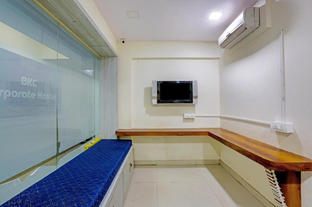 Bkc Corporate Hostel Ac Dormitory 뭄바이 외부 사진